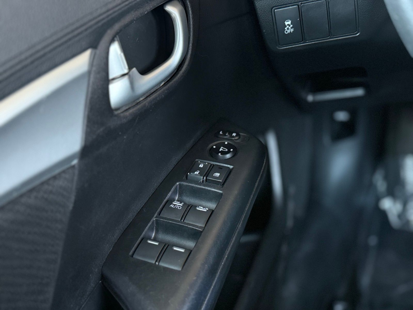 SILVER, 2013 HONDA CIVIC Thumnail Image 23