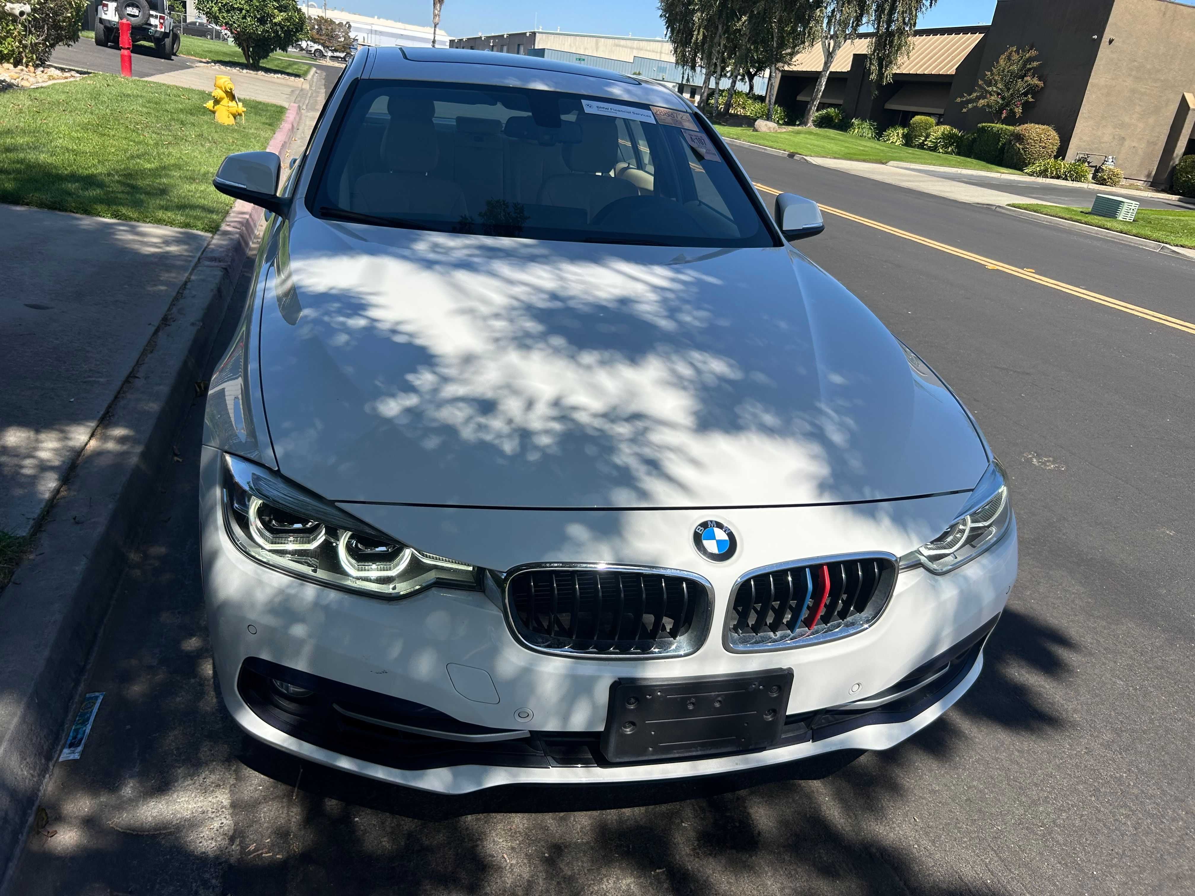 2016 BMW 3 SERIES Thumnail Image 2