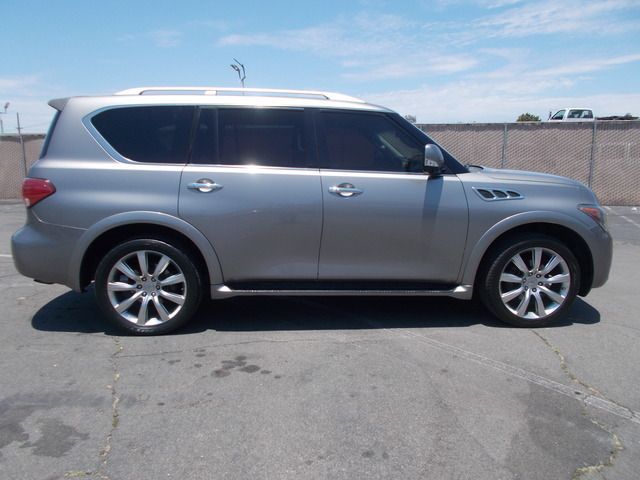 GRAY, 2011 INFINITI QX Thumnail Image 3