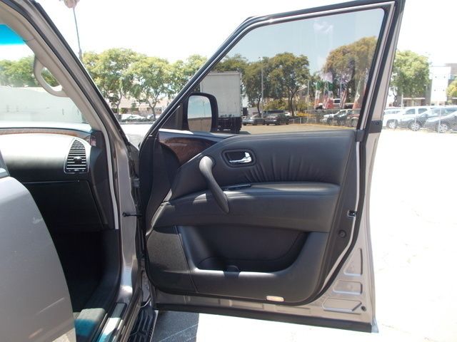 GRAY, 2011 INFINITI QX Thumnail Image 38