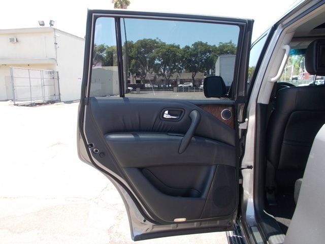 GRAY, 2011 INFINITI QX Thumnail Image 28