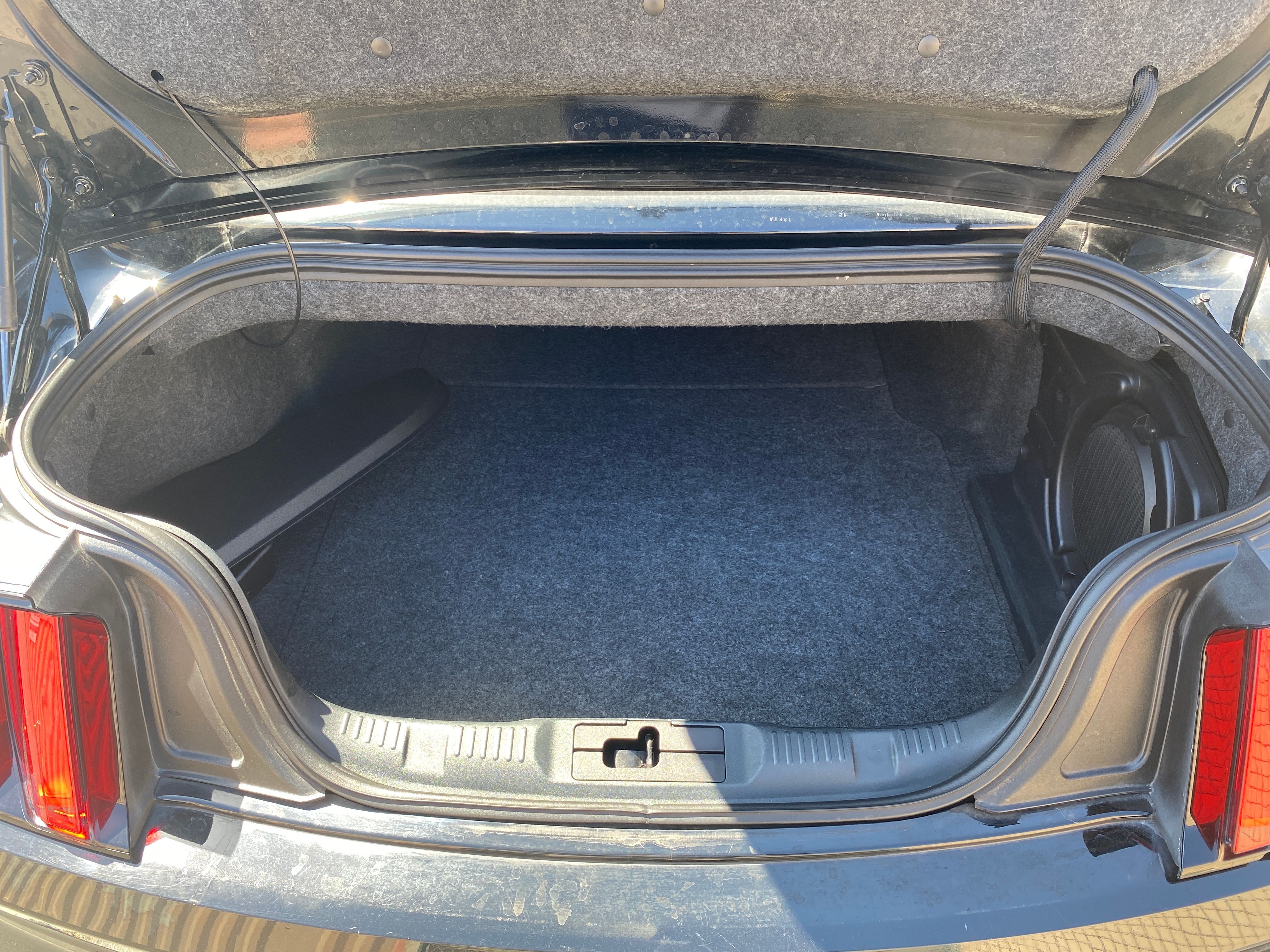BLACK, 2015 FORD MUSTANG Thumnail Image 31