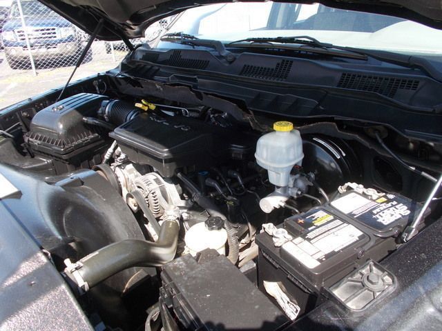 BLACK, 2011 RAM 1500 QUAD CAB Thumnail Image 38