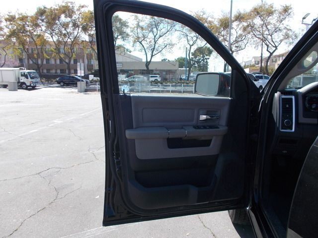 BLACK, 2011 RAM 1500 QUAD CAB Thumnail Image 17
