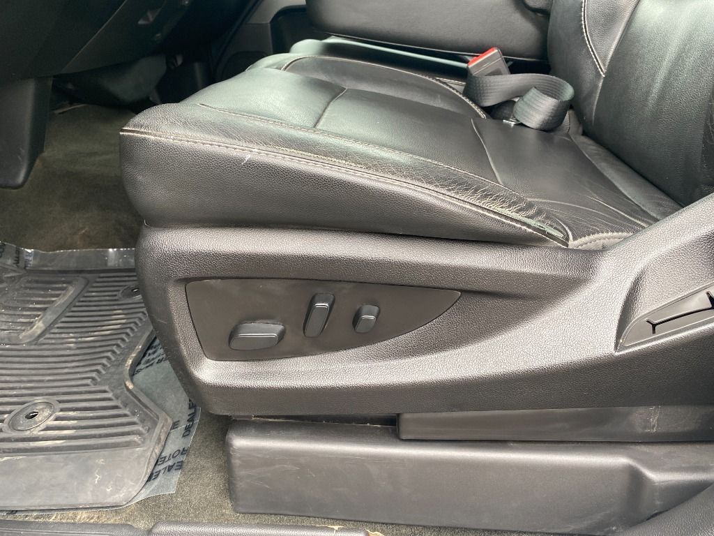 WHITE, 2018 CHEVROLET SILVERADO 1500 CREW CAB Thumnail Image 19