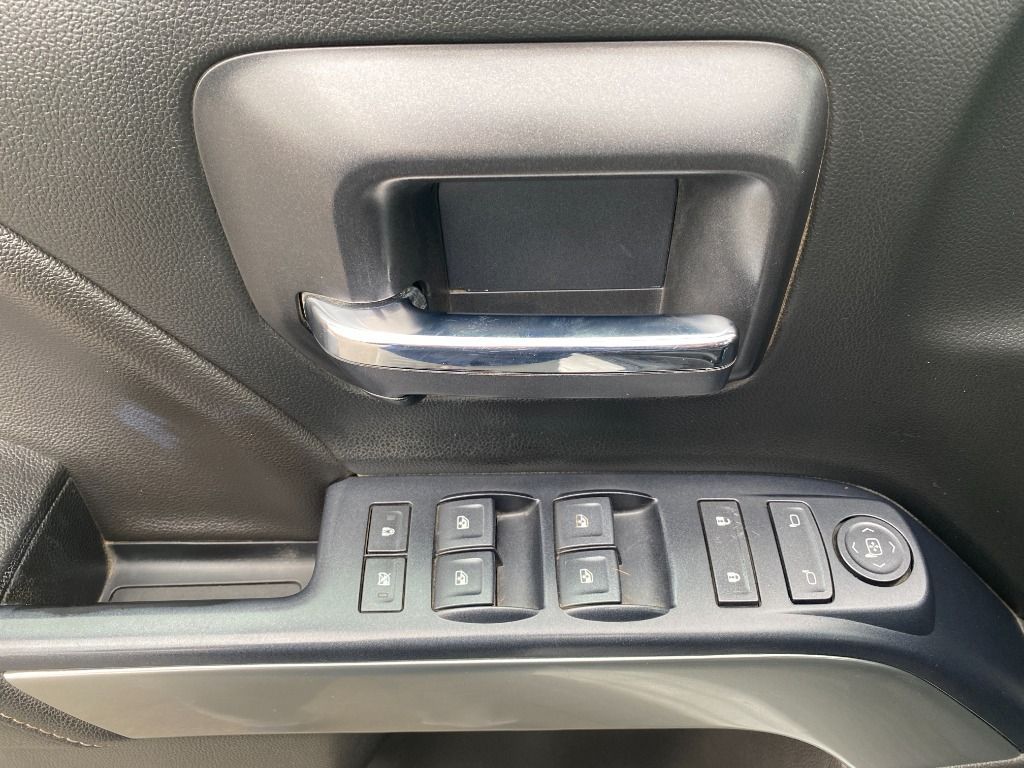 WHITE, 2018 CHEVROLET SILVERADO 1500 CREW CAB Thumnail Image 18