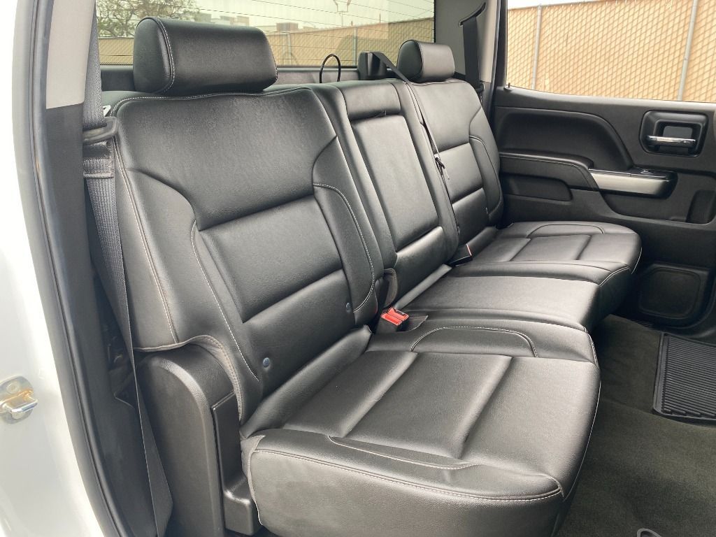 WHITE, 2018 CHEVROLET SILVERADO 1500 CREW CAB Thumnail Image 31