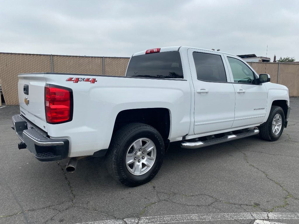 WHITE, 2018 CHEVROLET SILVERADO 1500 CREW CAB Thumnail Image 4