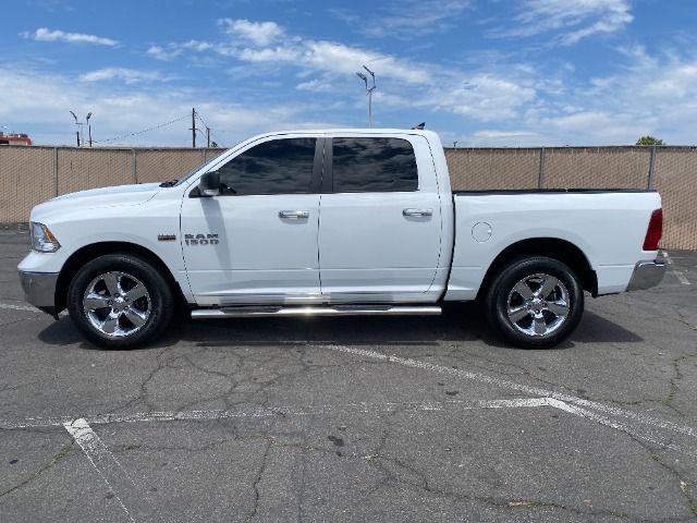 WHITE, 2016 RAM 1500 CREW CAB Thumnail Image 9