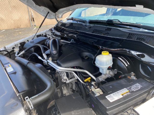 WHITE, 2016 RAM 1500 CREW CAB Thumnail Image 44