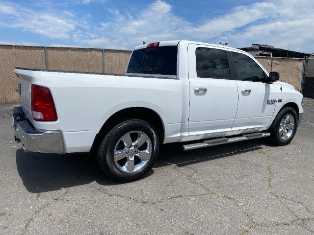WHITE, 2016 RAM 1500 CREW CAB Thumnail Image 4
