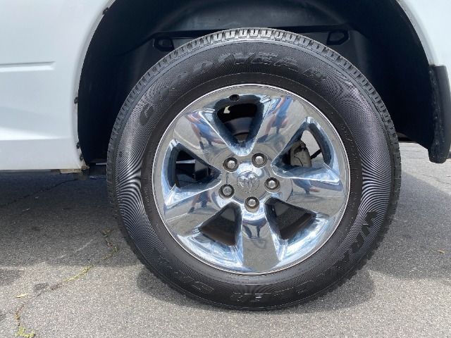 WHITE, 2016 RAM 1500 CREW CAB Thumnail Image 14