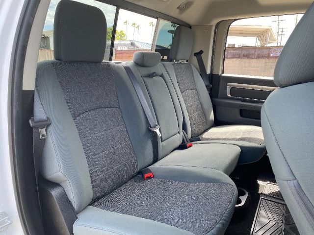 WHITE, 2016 RAM 1500 CREW CAB Thumnail Image 33