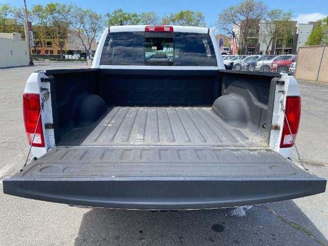 WHITE, 2016 RAM 1500 CREW CAB Thumnail Image 38