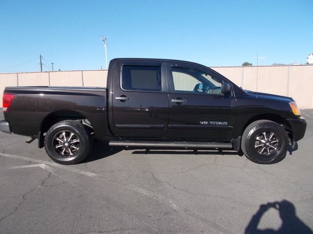 BLACK, 2013 NISSAN TITAN CREW CAB Thumnail Image 4