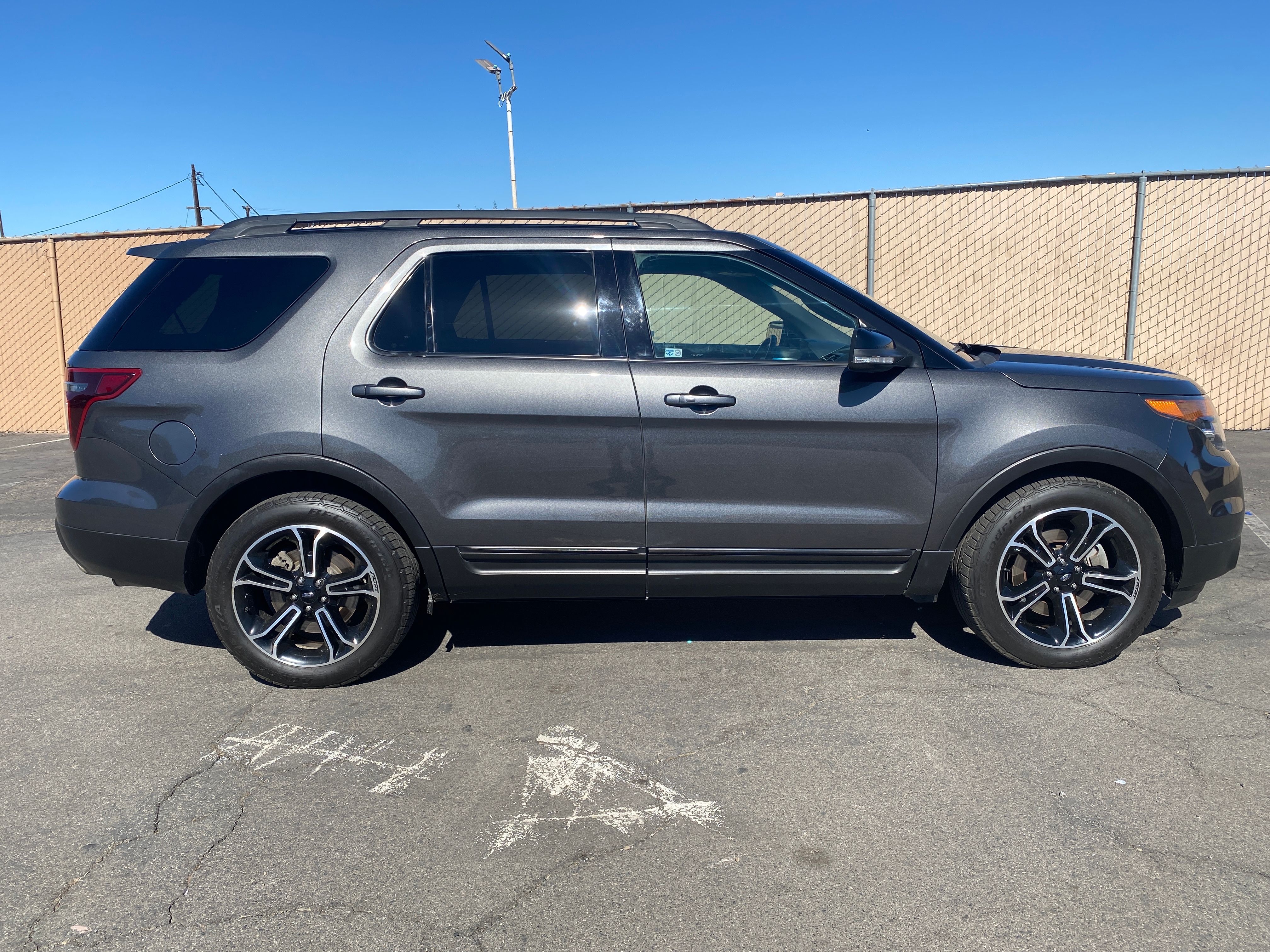 GRAY, 2015 FORD EXPLORER Thumnail Image 3