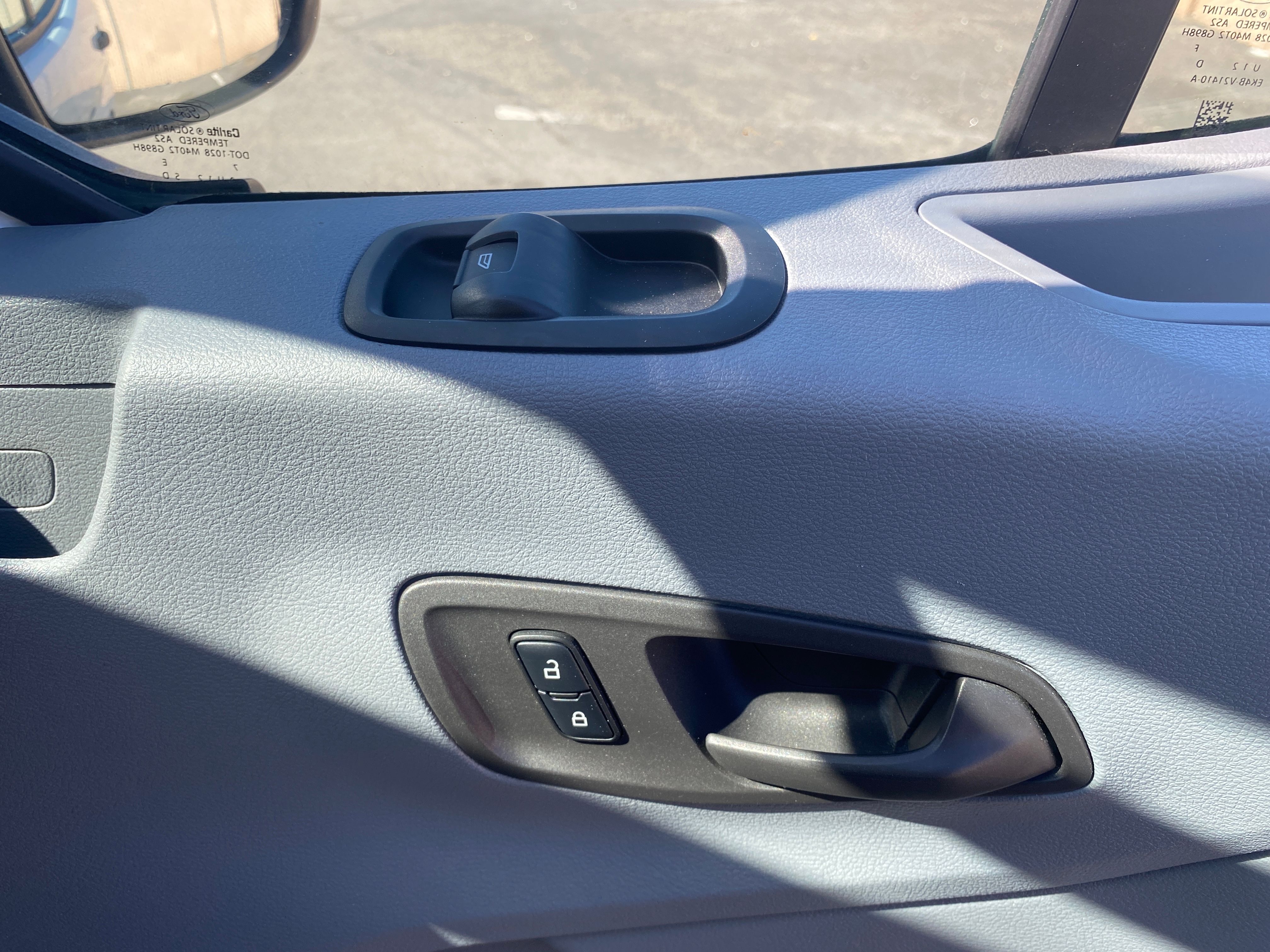 WHITE, 2017 FORD TRANSIT 250 VAN Thumnail Image 30