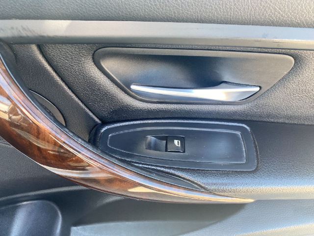 SILVER, 2015 BMW 3 SERIES Thumnail Image 34