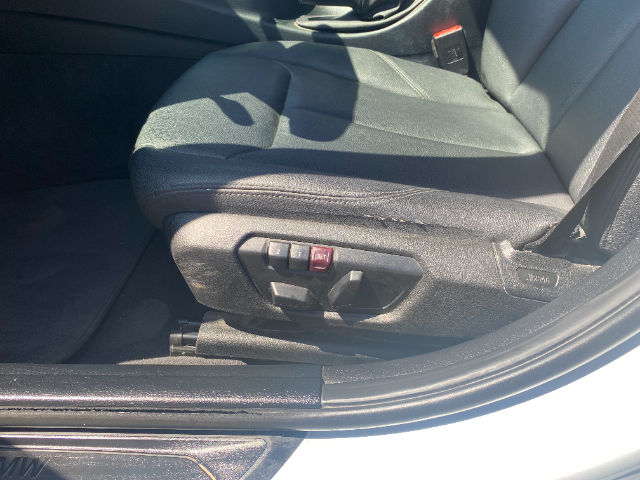 SILVER, 2015 BMW 3 SERIES Thumnail Image 19