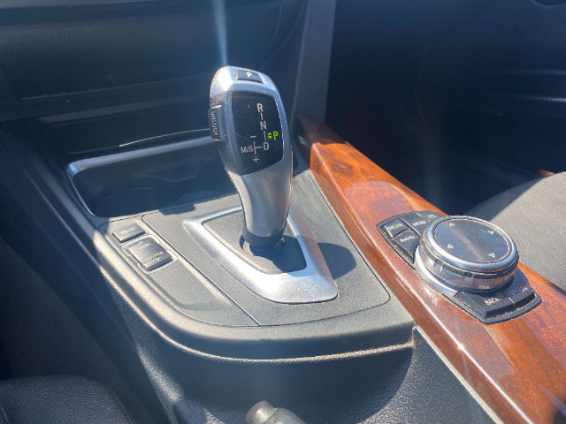 SILVER, 2015 BMW 3 SERIES Thumnail Image 26