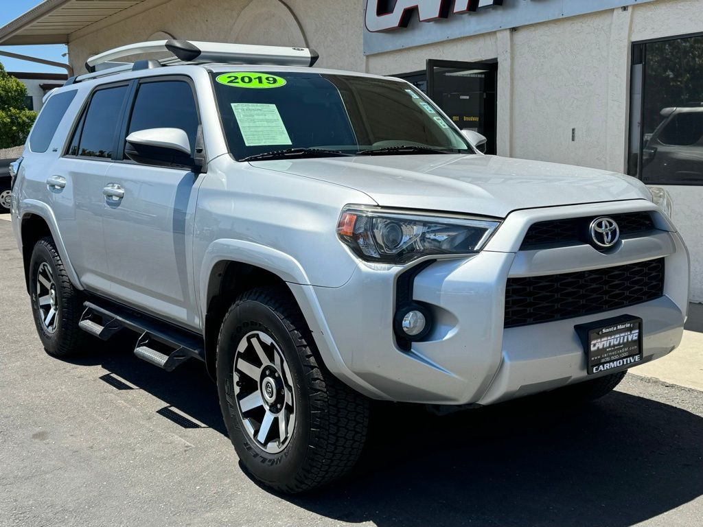 Classic Silver Metallic, 2019 TOYOTA 4RUNNER Image 