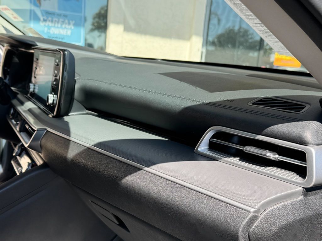 Everlasting Silver, 2023 KIA K5 Thumnail Image 23
