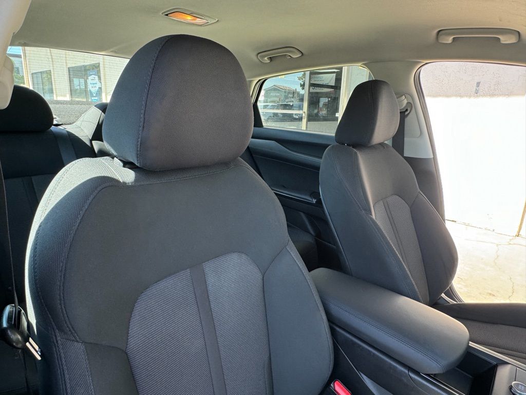Everlasting Silver, 2023 KIA K5 Thumnail Image 24