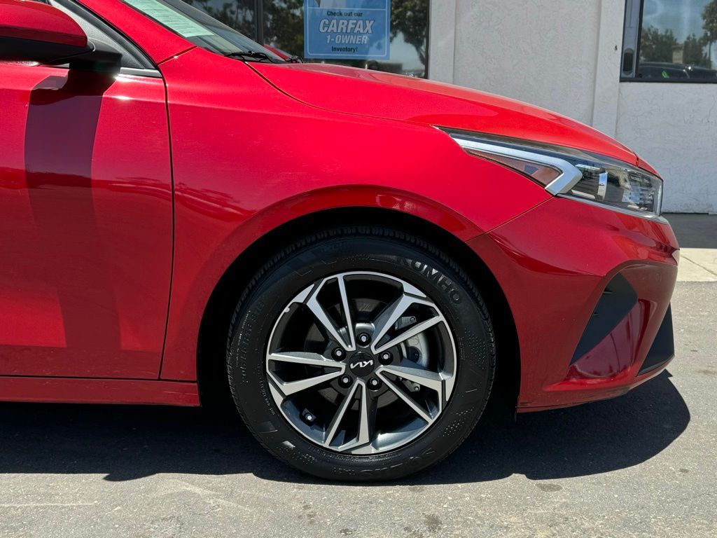Currant Red, 2023 KIA FORTE Thumnail Image 2