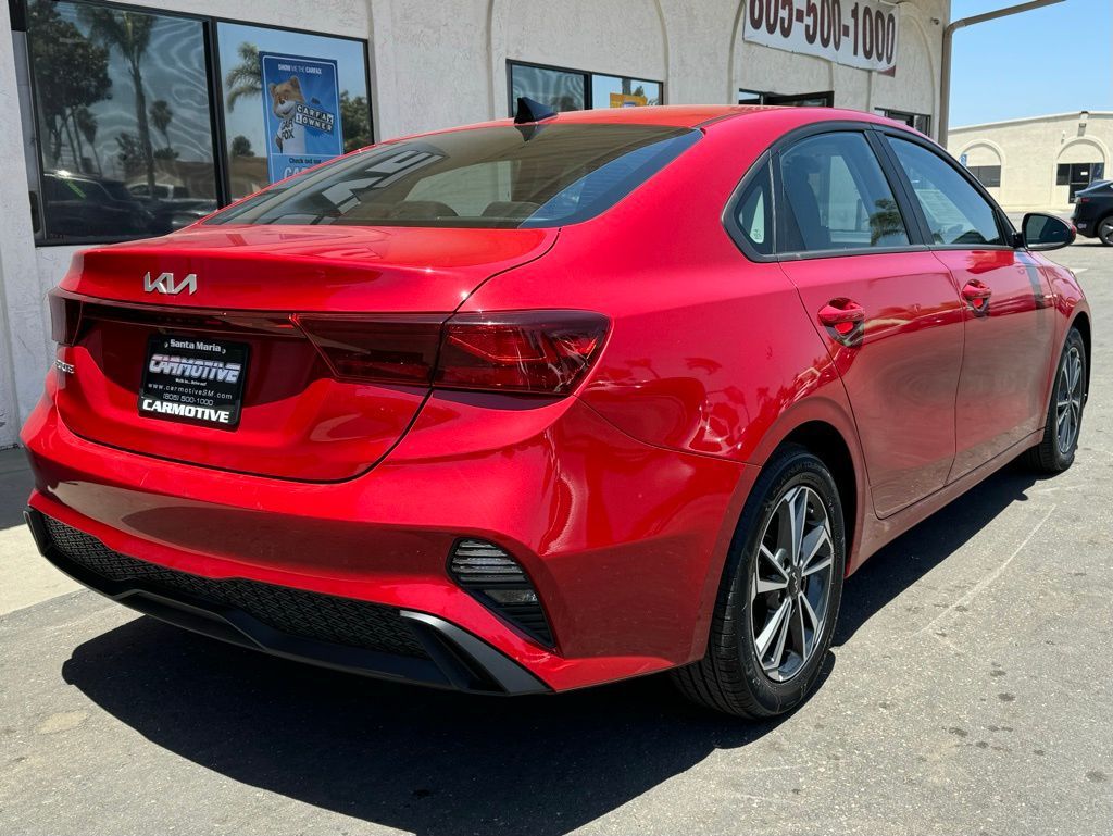 Currant Red, 2023 KIA FORTE Thumnail Image 4