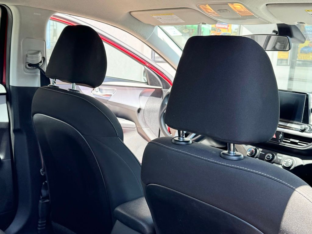 Currant Red, 2023 KIA FORTE Thumnail Image 21