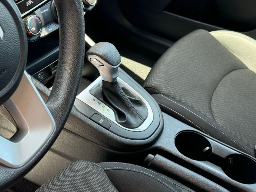 Currant Red, 2023 KIA FORTE Thumnail Image 14