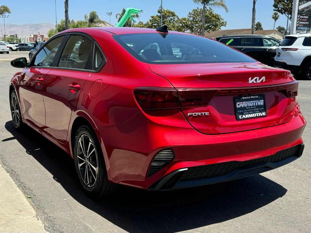 Currant Red, 2023 KIA FORTE Thumnail Image 7