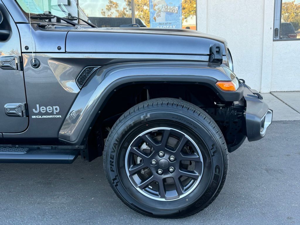 Granite Crystal Metallic Clearcoat, 2023 JEEP GLADIATOR Thumnail Image 2
