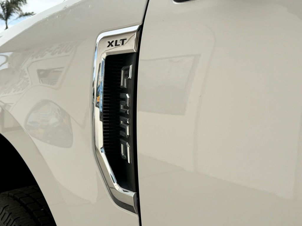 Oxford White, 2020 FORD F-250SD Thumnail Image 14