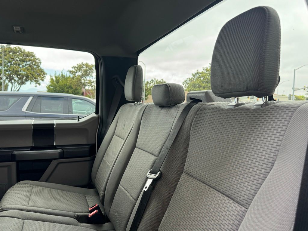 Oxford White, 2020 FORD F-250SD Thumnail Image 24
