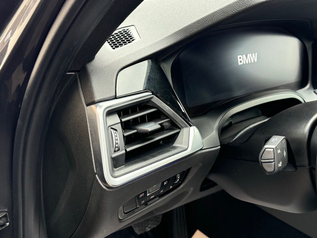 Mineral Grey Metallic, 2022 BMW 3 SERIES Thumnail Image 14