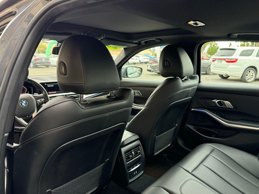 Mineral Grey Metallic, 2022 BMW 3 SERIES Thumnail Image 21
