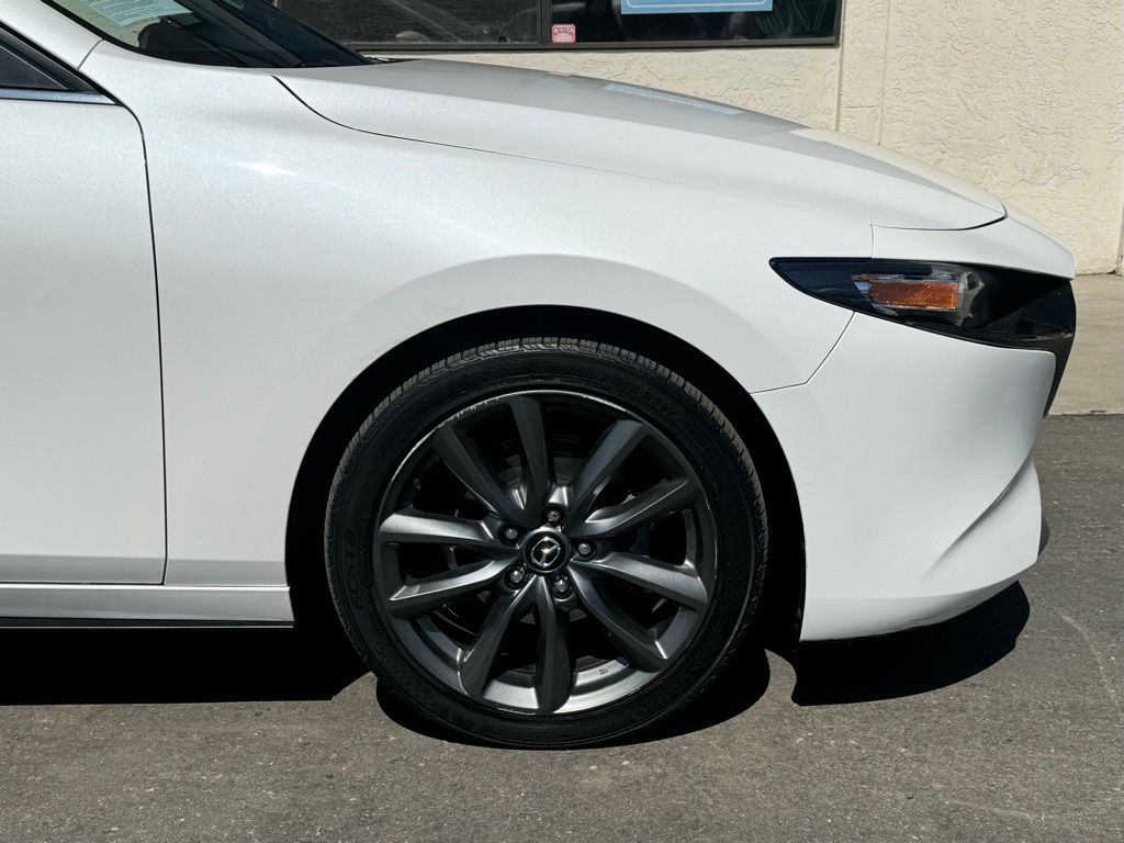Snowflake White Pearl Mica, 2019 MAZDA MAZDA3 Thumnail Image 2