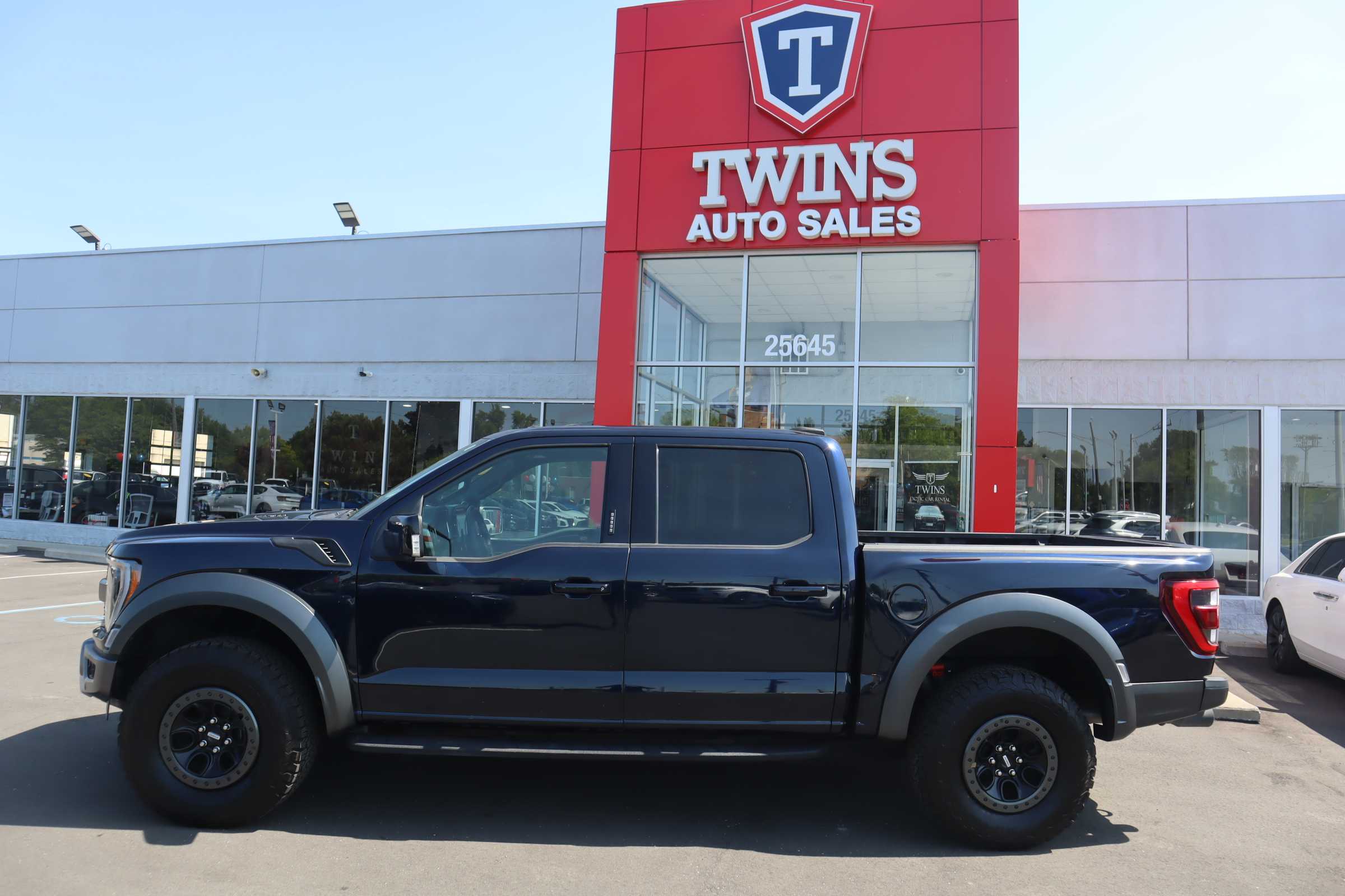 BLUE, 2022 FORD F150 SUPERCREW CAB Thumnail Image 2