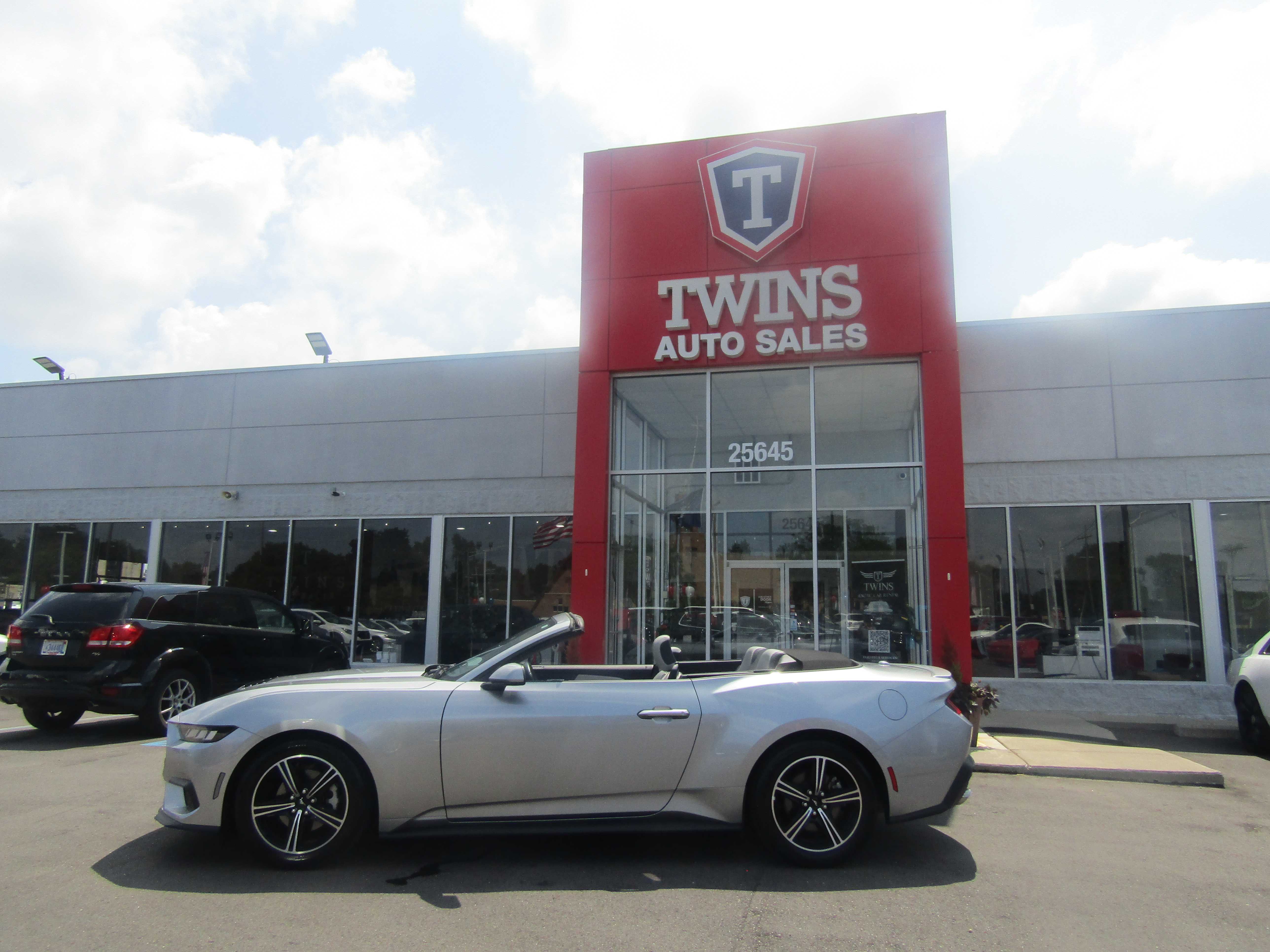 GRAY, 2024 FORD MUSTANG Thumnail Image 1