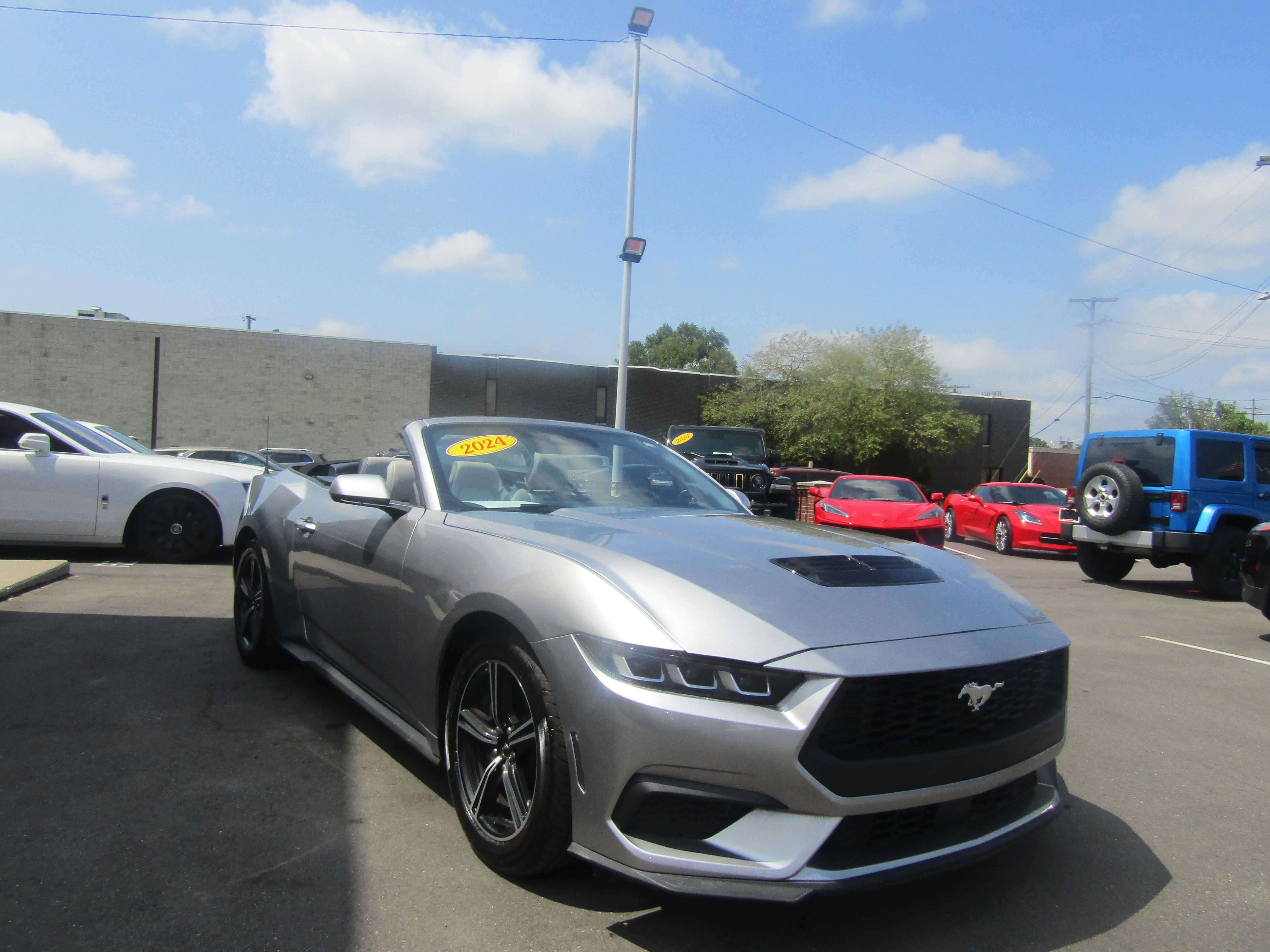 GRAY, 2024 FORD MUSTANG Thumnail Image 4