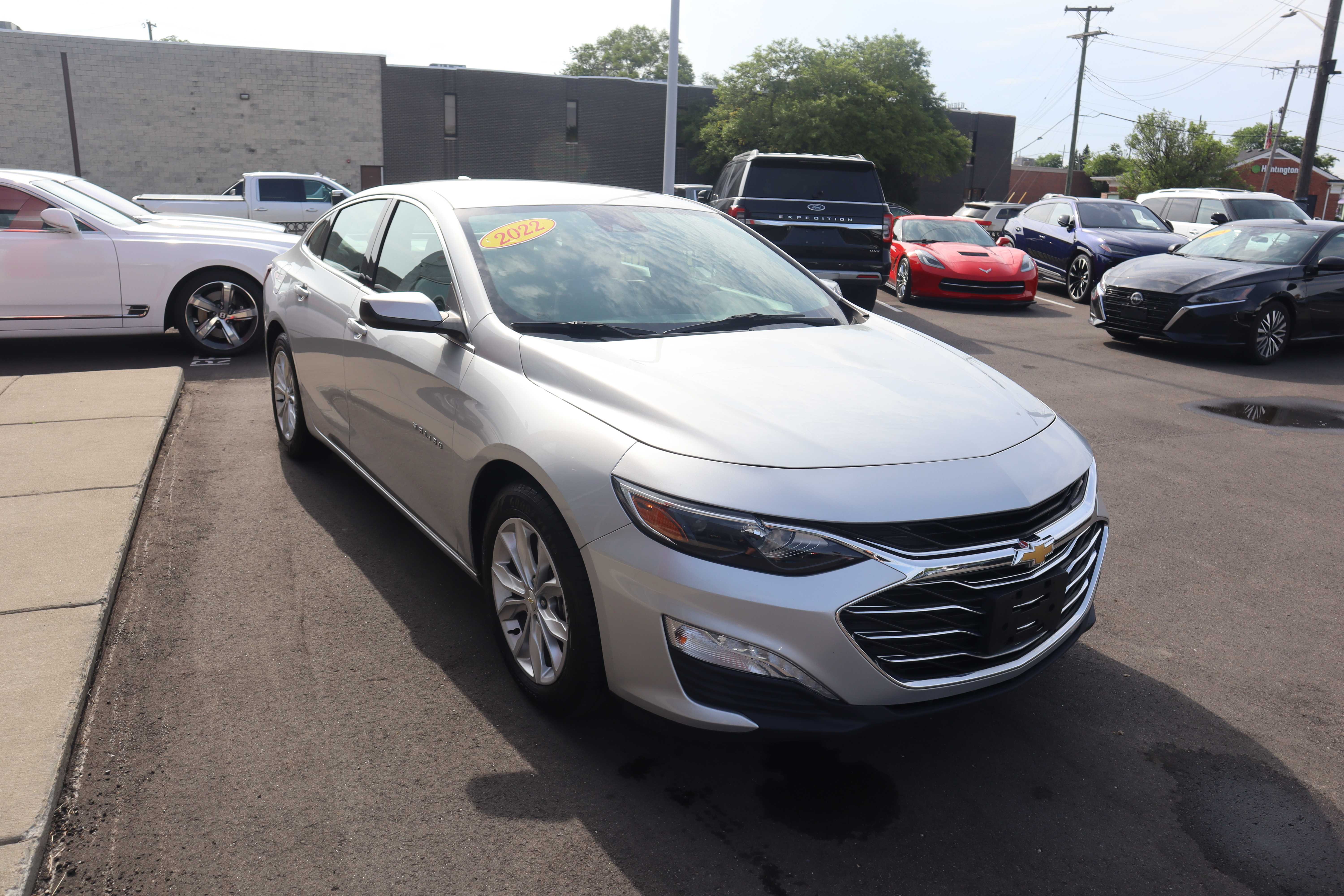 SILVER, 2020 CHEVROLET MALIBU Thumnail Image 4