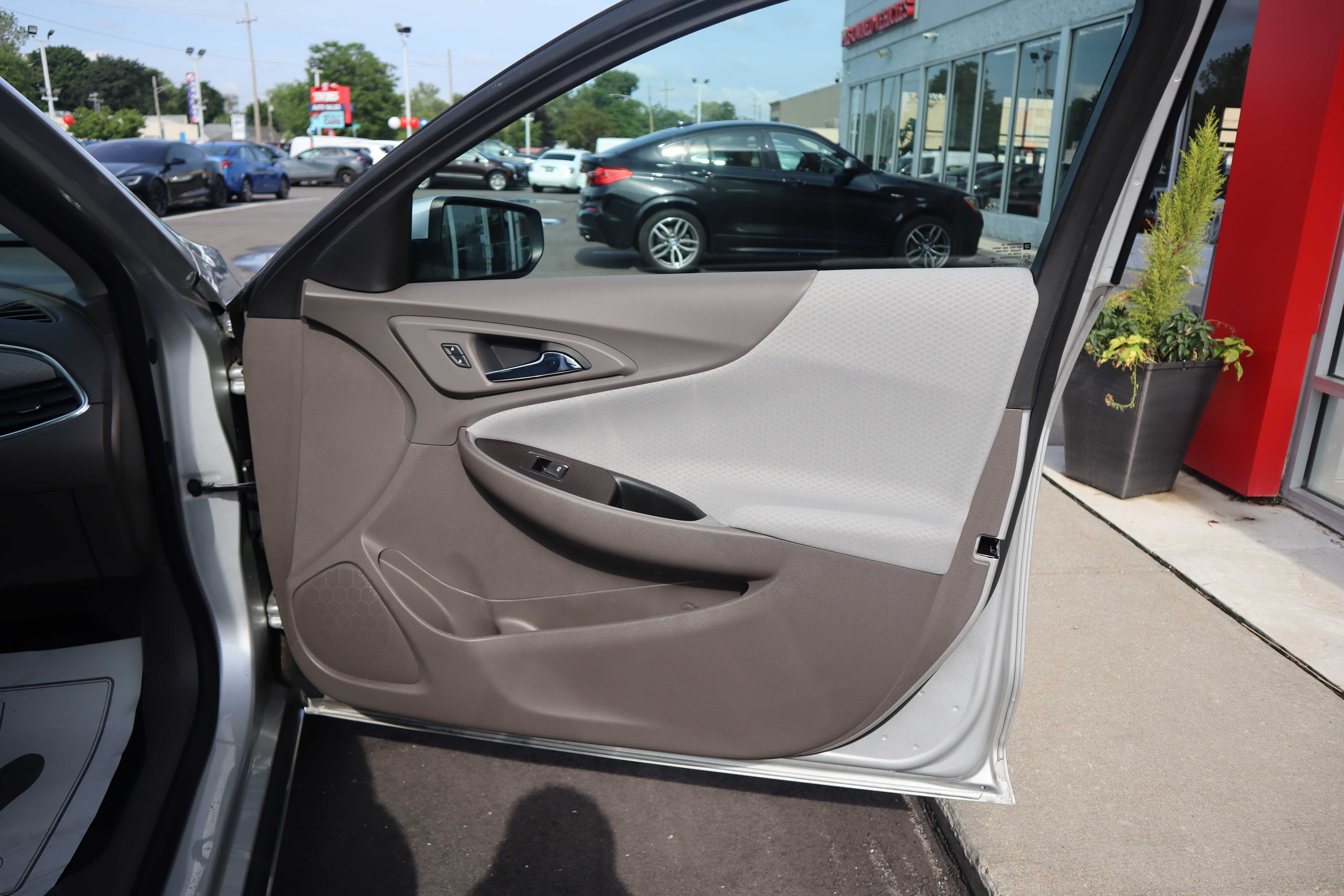 SILVER, 2020 CHEVROLET MALIBU Thumnail Image 19