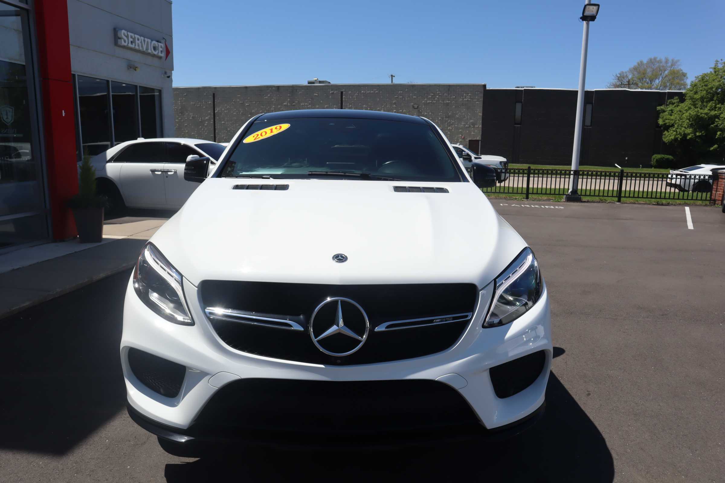 WHITE, 2019 MERCEDES-BENZ MERCEDES-AMG GLE COUPE Thumnail Image 6