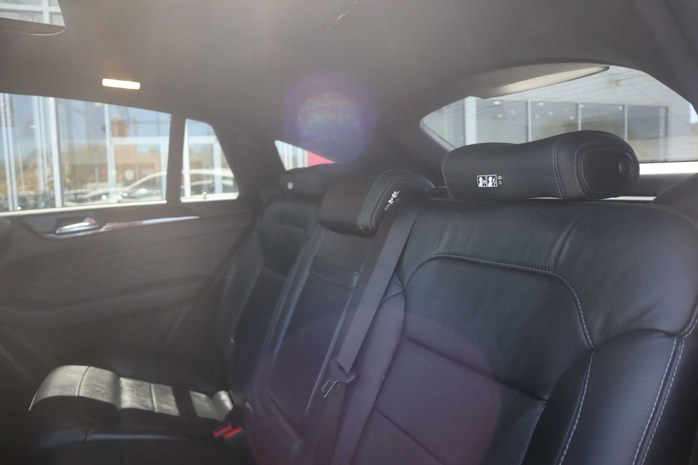 WHITE, 2019 MERCEDES-BENZ MERCEDES-AMG GLE COUPE Thumnail Image 11