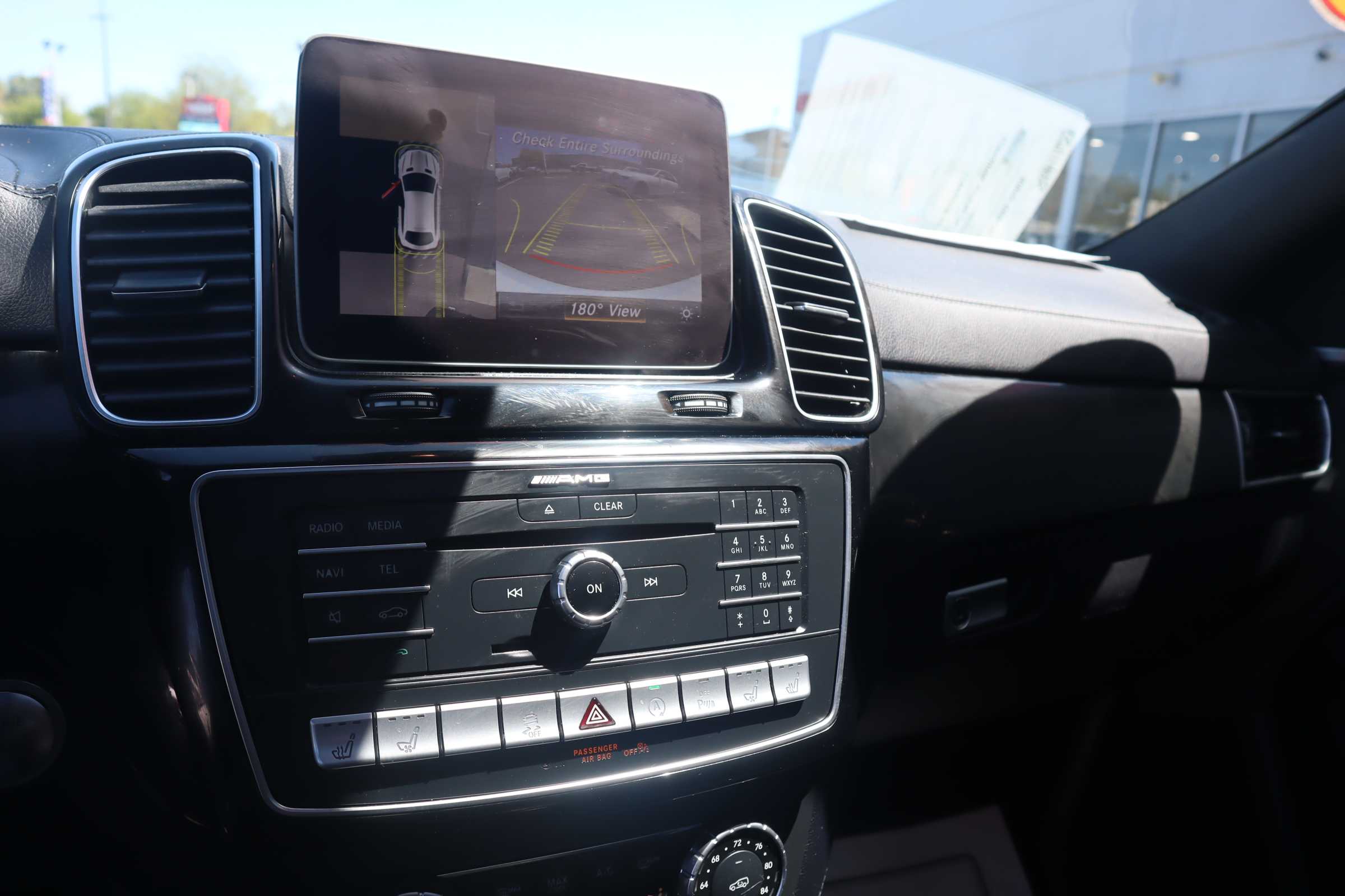 WHITE, 2019 MERCEDES-BENZ MERCEDES-AMG GLE COUPE Thumnail Image 16