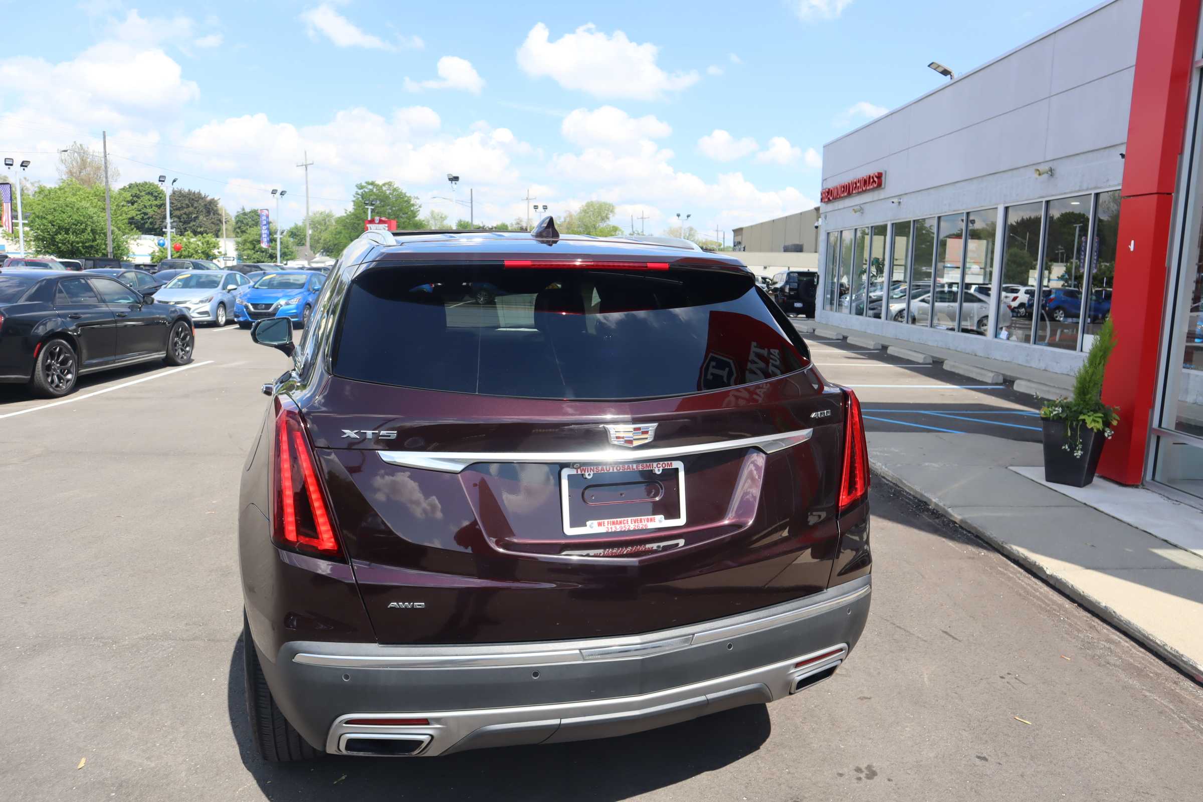 BURGUNDY, 2021 CADILLAC XT5 Thumnail Image 3