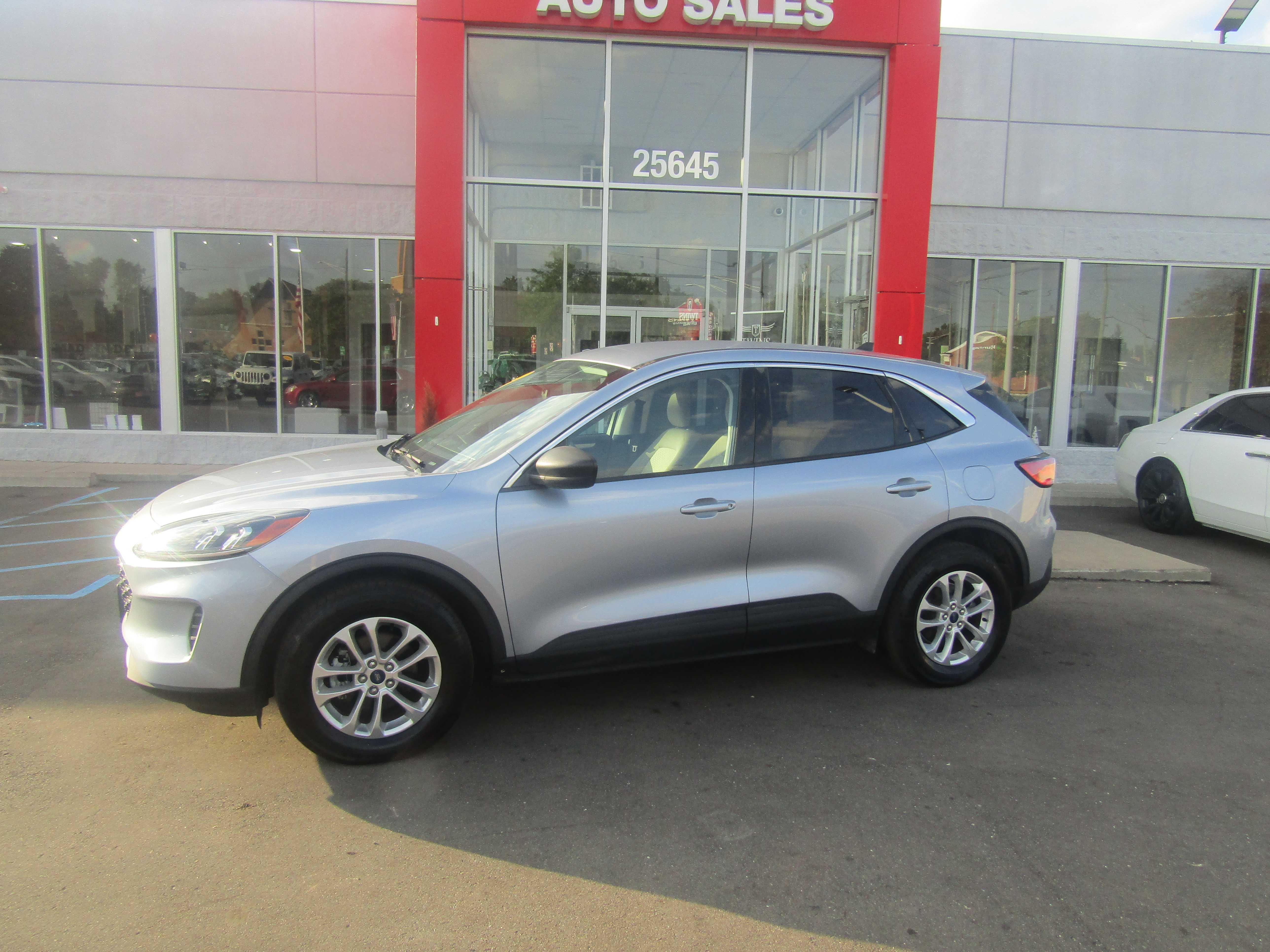 BLUE, 2022 FORD ESCAPE Thumnail Image 2