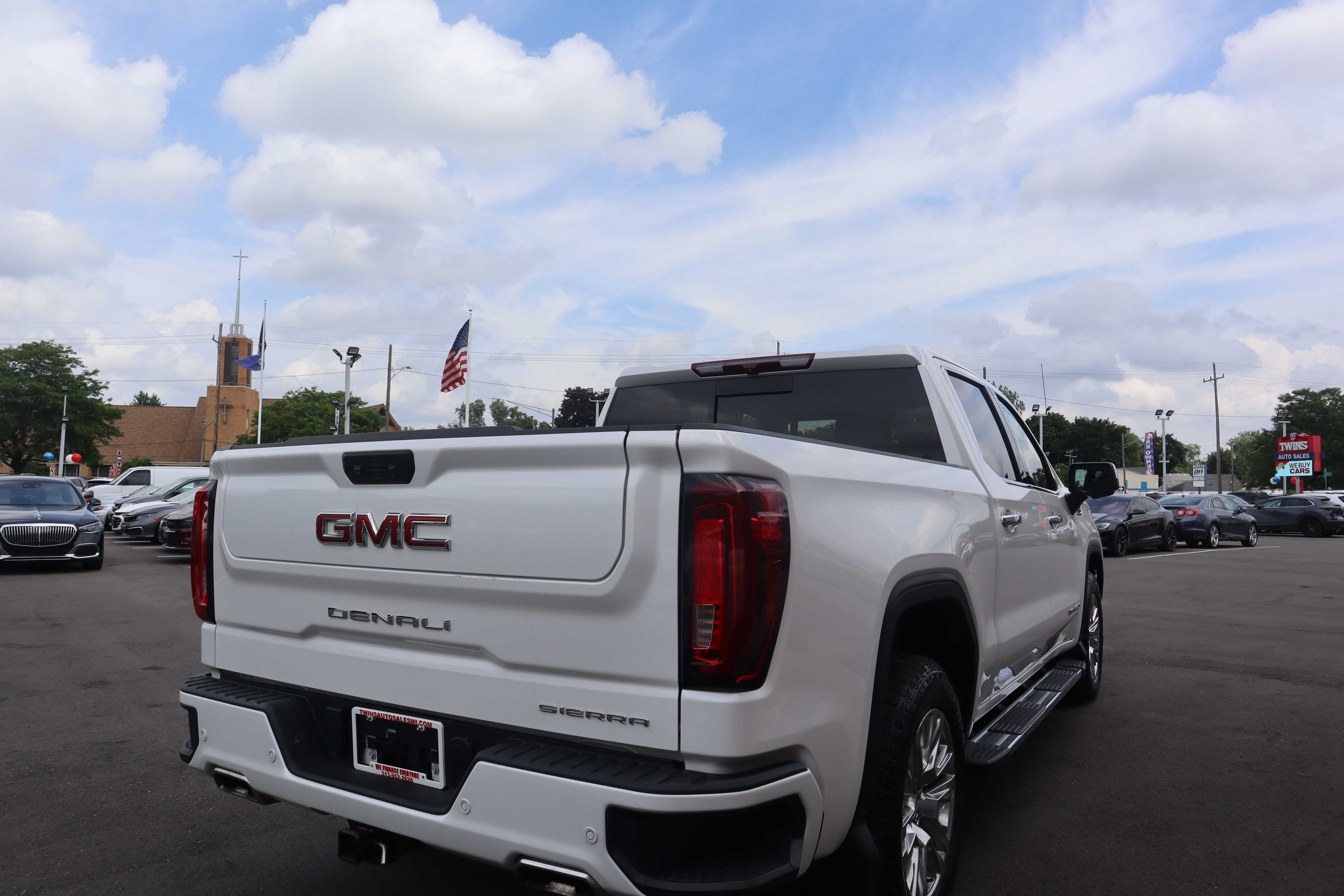 WHITE, 2023 GMC SIERRA 1500 CREW CAB Thumnail Image 6