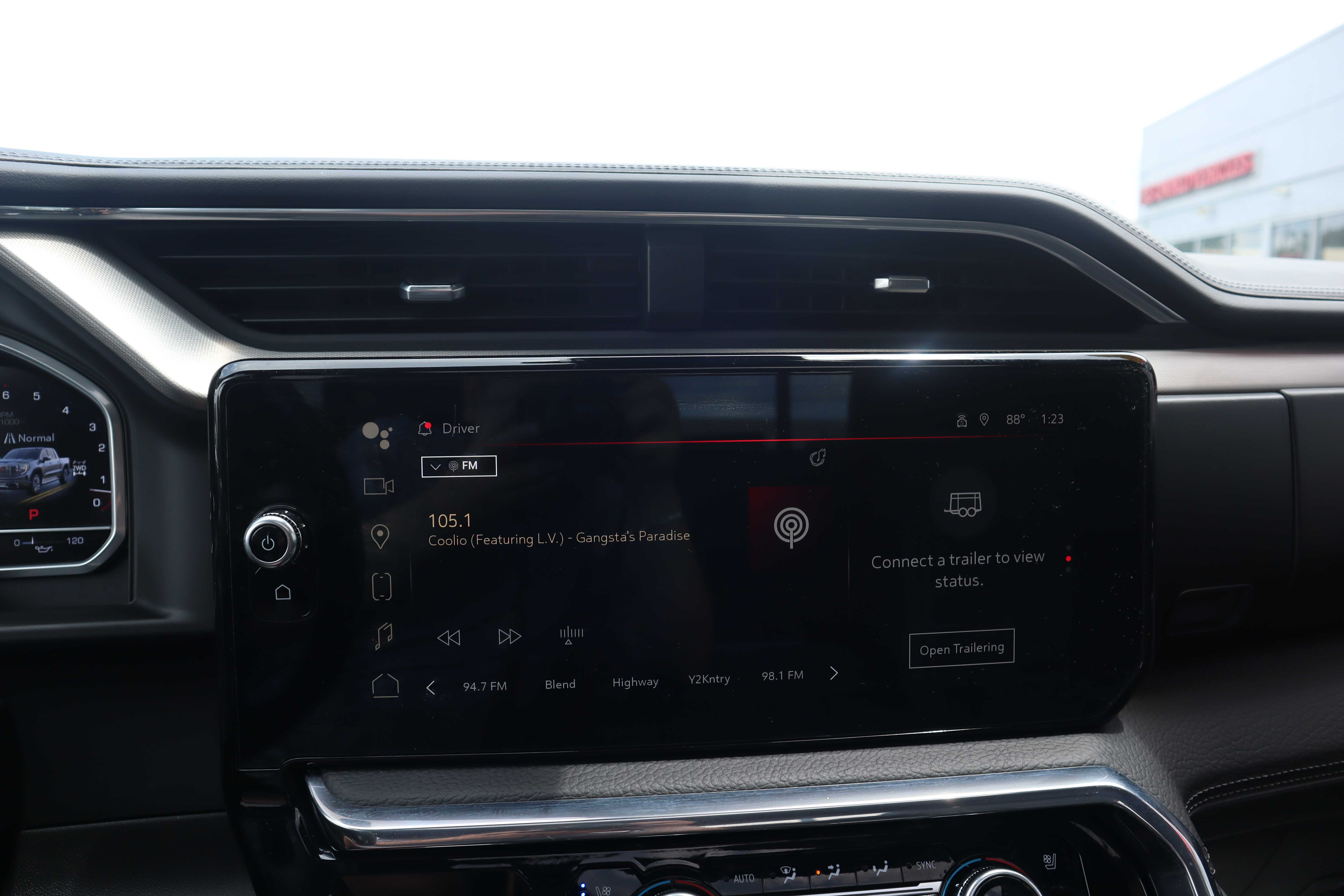 WHITE, 2023 GMC SIERRA 1500 CREW CAB Thumnail Image 15